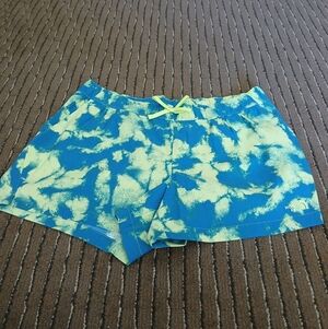 The North Face Class V Tie Dye Shorts Women's Size XL (NWT)
